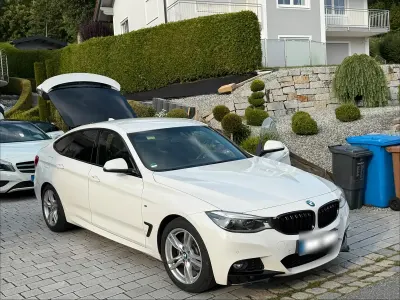 Gebraucht BMW 330 Shadowline 258 PS (189 kW) 2018 Weiß Limousine