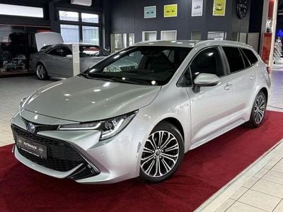 Gebraucht Toyota Corolla Hybrid Club 184 PS (135 kW) 2019 Silber Kombi