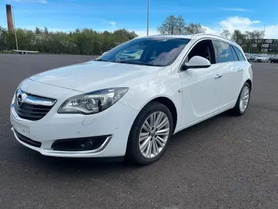 Używany Opel Insignia 136 KM (100 kW) 2016 Biały Kombi