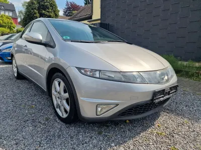 Usata Honda Civic Sport 140 CV (102 kW) 2009 Argento Utilitaria