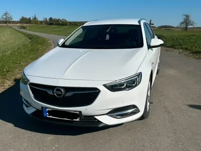 Gebraucht Opel Insignia 170 PS (125 kW) 2019 Weiß Kombi