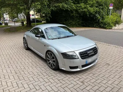 Gebraucht Audi TT Sport 224 PS (164 kW) 2000 Silber Coupé
