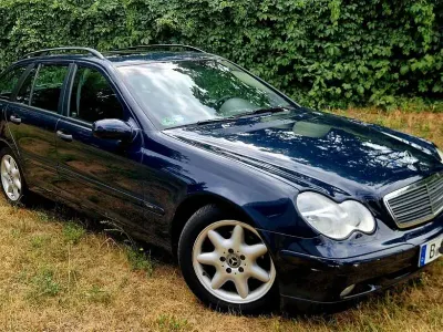 Gebraucht Mercedes C180 Classic 143 PS (105 kW) 2004 Blau Limousine