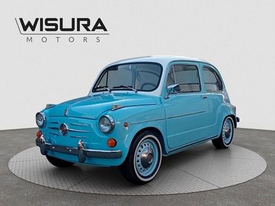 Usado Fiat 600D 48 HP (35 kW) 1967 Azul Citadino