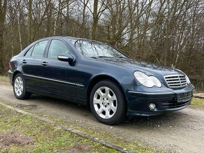 Gebraucht Mercedes C180 Elegance 143 PS (105 kW) 2004 Smaragdschwarz Limousine