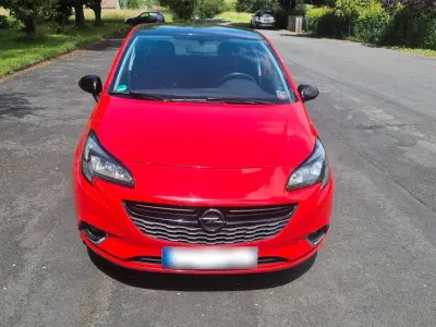 Gebraucht Opel Corsa Color Edition 90 PS (66 kW) 2016 Rot Kleinwagen