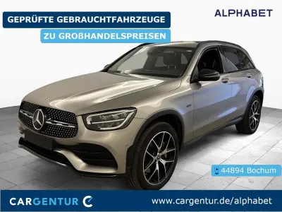 Gebraucht Mercedes GLC300e AMG line 306 PS (225 kW) 2021 Silber SUV