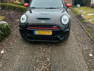 Używany Mini John Cooper Works 231 KM (169 kW) 2015 Zielony Hatchback
