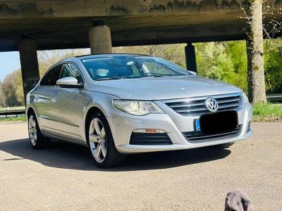 Second-hand VW Passat 160 CP (117 kW) 2008 Gri Berlinǎ