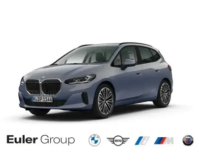 Gebraucht BMW 220 Active Tourer 156 PS (114 kW) 2025 Grau Van / Kleinbus