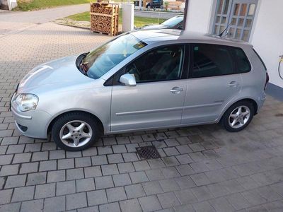 Gebraucht VW Polo Comfortline 86 PS (63 kW) 2009 Silber Kleinwagen