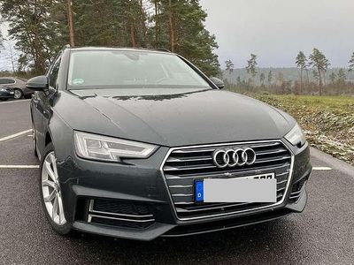 Gebraucht Audi A4 Design 150 PS (110 kW) 2016 Blau Kombi