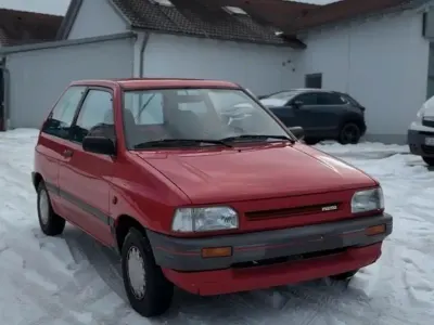Gebraucht Mazda 121 54 PS (39 kW) 1989 Rot Kleinwagen