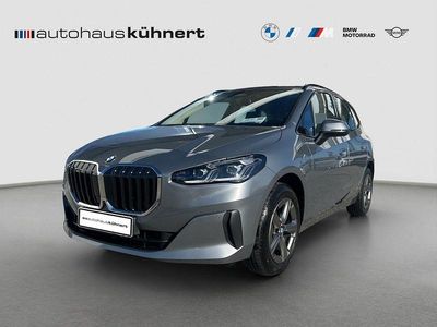 Neu BMW 218 Active Tourer Sport Line 136 PS (100 kW) 2026 Grau Van / Kleinbus