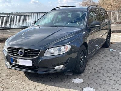 Gebraucht Volvo V70 Linje Svart 150 PS (110 kW) 2016 Grau Kombi