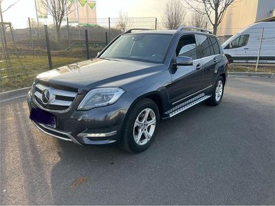 Grau Gebraucht 2013 Mercedes GLK250 SUV | 13.500 € (Etwas zu teuer)