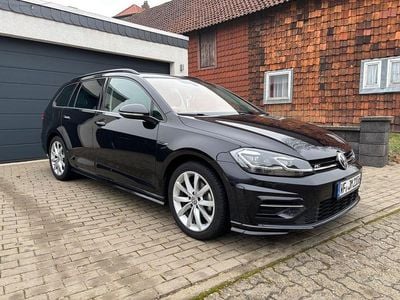 Usata VW Golf VII Comfortline 150 CV (110 kW) 2019 Nero Station wagon