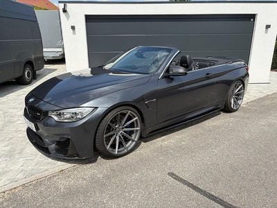 Grau Gebraucht 2016 BMW M4 Cabriolet Performance Cabrio | 48.500 € (Etwas zu teuer)