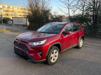Rot Gebraucht 2019 Toyota RAV4 Hybrid SUV | 15.499 € (Guter Preis)