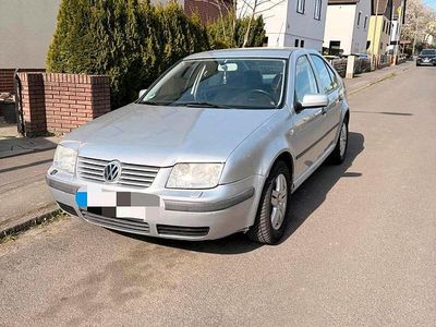 Gebraucht VW Bora 115 PS (84 kW) 2000 Silber Limousine