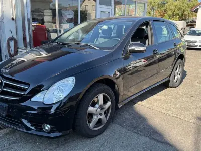 Gebraucht Mercedes R280 190 PS (139 kW) 2009 Schwarz Kombi