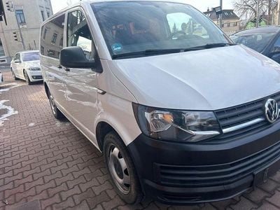 Weiß Gebraucht 2015 VW Caravelle Van / Kleinbus | 11.350 € (Superpreis)