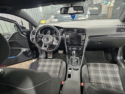 Gebraucht VW Golf VII GTD 184 PS (135 kW) 2015 Grau Kombi