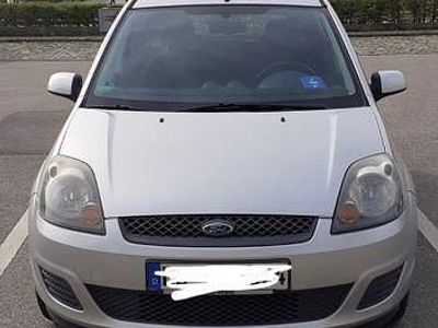 Gebraucht Ford Fiesta 69 PS (50 kW) 2008 Grau Kleinwagen
