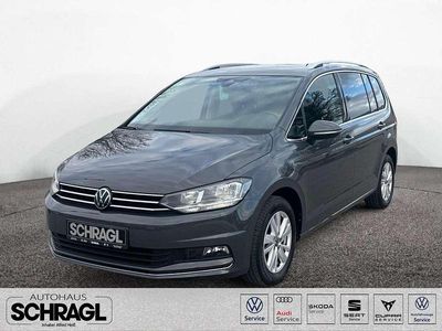 Delfingrau metallic Gebraucht 2023 VW Touran Highline Van / Kleinbus | 29.950 € (Fairer Preis)