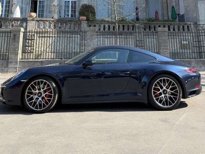 Porsche 911 Carrera 4 GTS