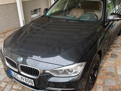 Gebraucht BMW 320 Luxury Line 184 PS (135 kW) 2014 Schwarz Kombi