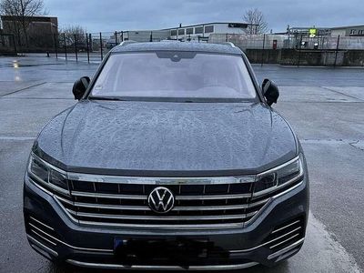 Gebraucht VW Touareg Atmosphere 231 PS (169 kW) 2022 Grau SUV