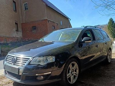 Gebraucht VW Passat 122 PS (89 kW) 2009 Schwarz Kombi