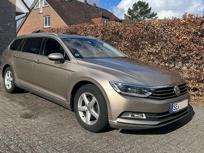 Gebraucht VW Passat Highline 190 PS (139 kW) 2015 Gold Kombi