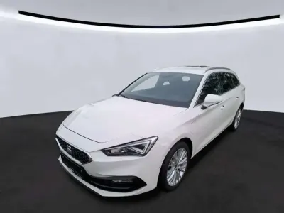 Gebraucht Seat Leon XCELLENCE 150 PS (110 kW) 2021 "candy" weiss Kombi