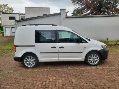 Gebraucht VW Caddy 109 PS (80 kW) 2012 Weiß Van / Kleinbus