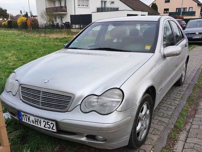 Mercedes C180