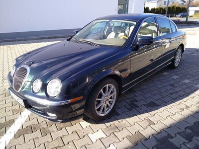 Grün Gebraucht 1999 Jaguar S-Type Executive Limousine | 11.000 €