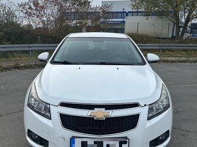 Gebraucht Chevrolet Cruze 124 PS (91 kW) 2011 Weiß Limousine