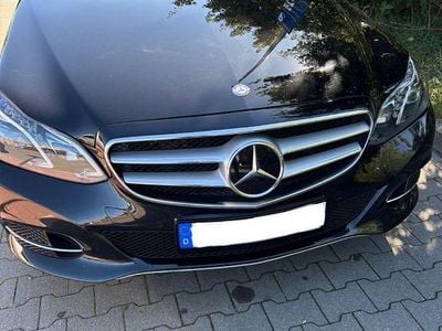 Gebraucht Mercedes E300 Elegance 231 PS (169 kW) 2013 Schwarz Kombi