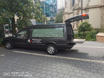 gebraucht Volvo 945 Bestattungswagen von Pollmann