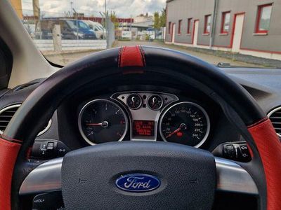 Second-hand Ford Focus Style 109 CP (80 kW) 2009 Negru Berlinǎ