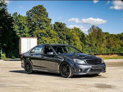 Mercedes C63 AMG