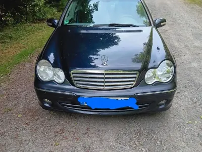 Gebraucht Mercedes 180 Elegance 143 PS (105 kW) 2005 Blau Limousine