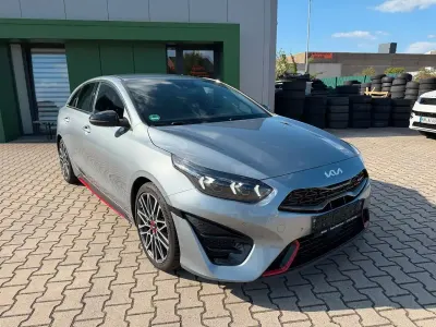 Gebraucht Kia ProCeed GT-Line 204 PS (150 kW) 2022 Sirius silver Kombi
