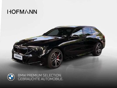 Saphirschwarz metallic Gebraucht 2025 BMW 540 M Sport Kombi | 78.860 € (Etwas zu teuer)