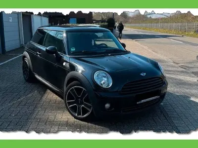 Gebraucht Mini Cooper 75 PS (55 kW) 2010 Schwarz Kleinwagen