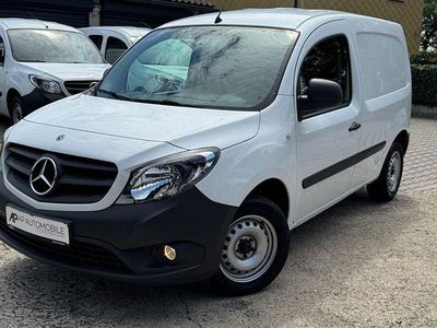 Mercedes Citan 109