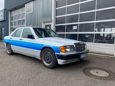 Brugt Mercedes 190 132 HK (97 kW) 1990 Hvid Sedan