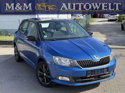 Gebraucht Skoda Fabia Ambition 90 PS (66 kW) 2015 Raceblau metallic Limousine